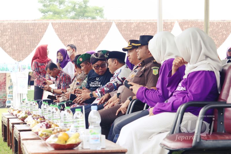 Berkas:Bazar KUPI 2 (13).JPG