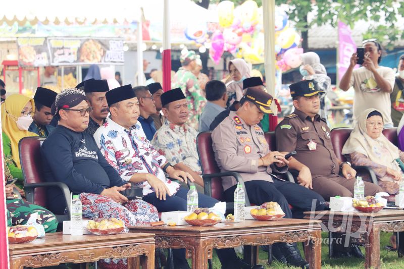 Berkas:Bazar KUPI 2 (23).JPG