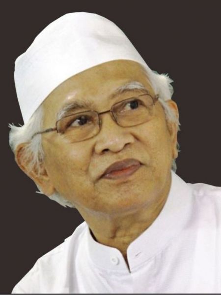 Berkas:Mustofa Bisri.jpg