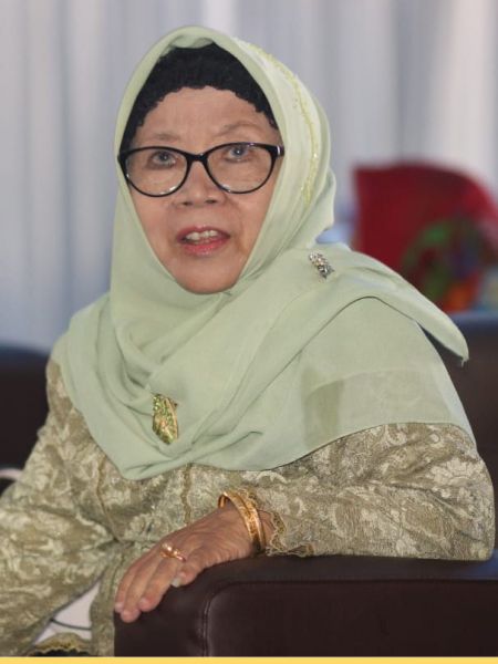 Berkas:Nafisah Sahal.jpg