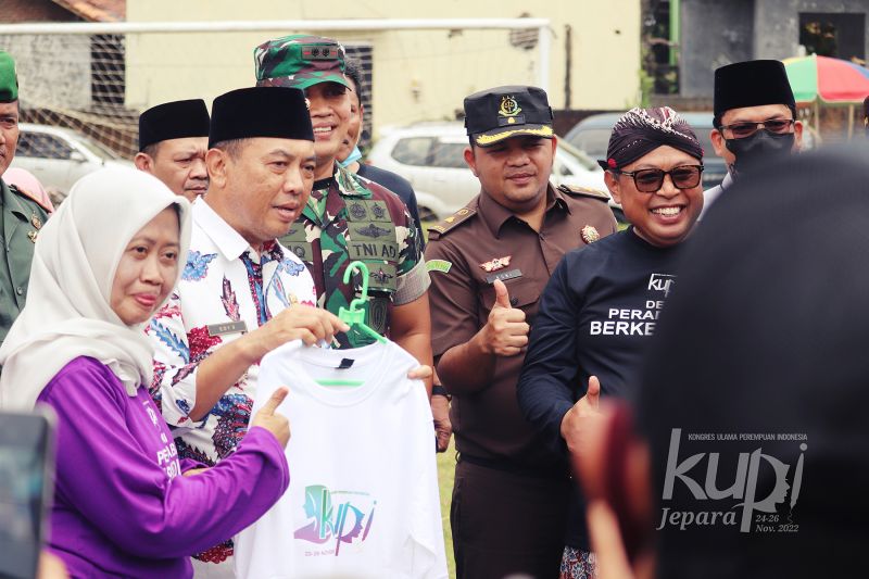 Berkas:Bazar KUPI 2 (27).JPG