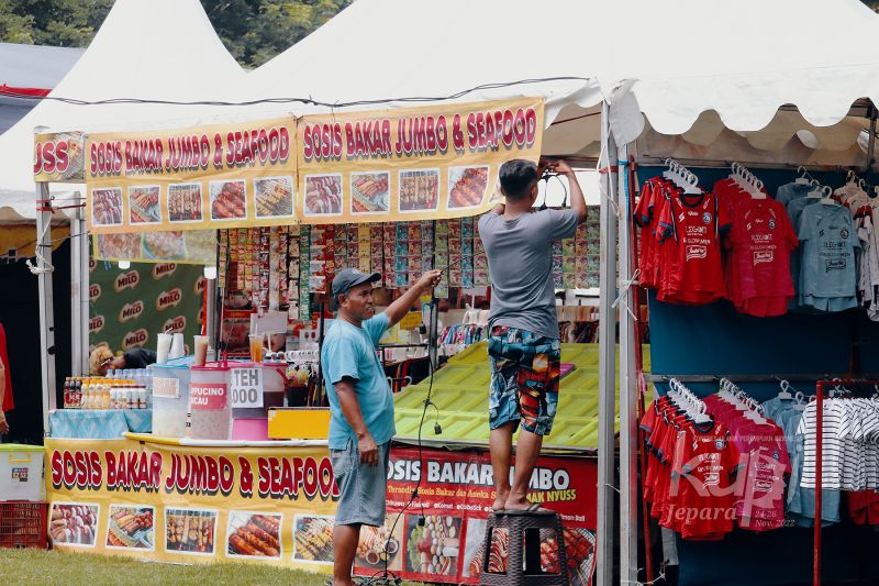 Berkas:Bazar KUPI 2 (8).JPG