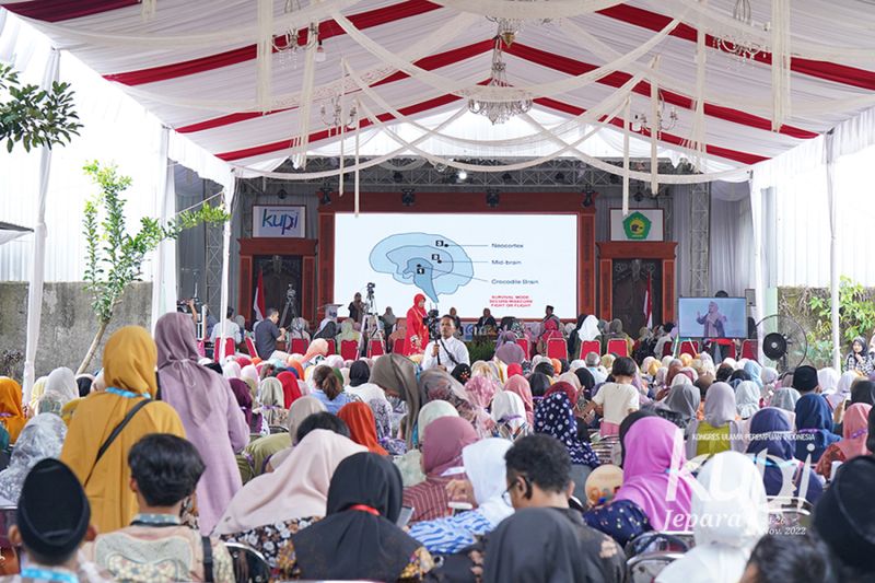 Berkas:Halaqahumum (22).jpg