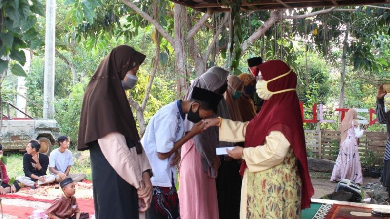 Berkas:Umbul teduh3.jpg